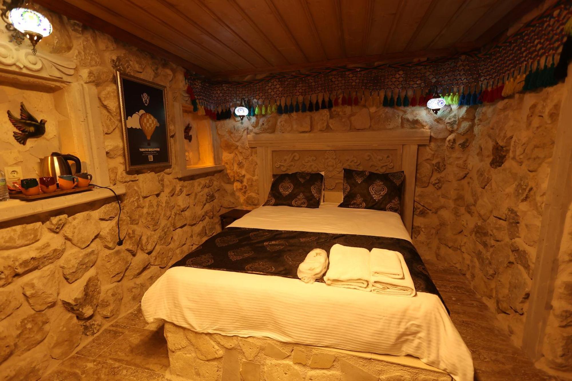 Апартаменти Lucky Luke Stone House Гьореме Екстер'єр фото