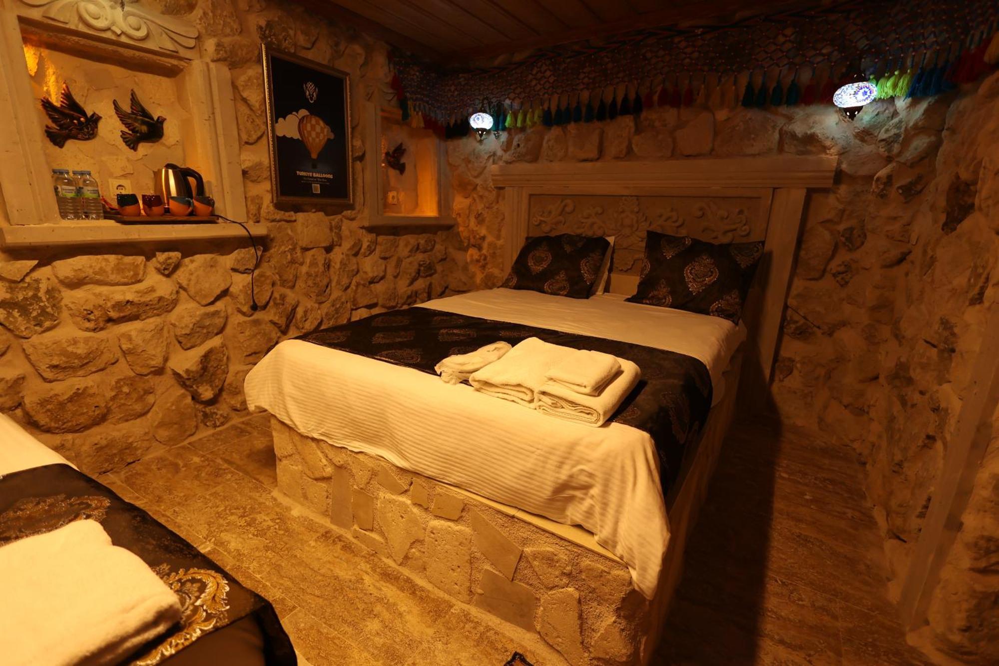 Апартаменти Lucky Luke Stone House Гьореме Екстер'єр фото