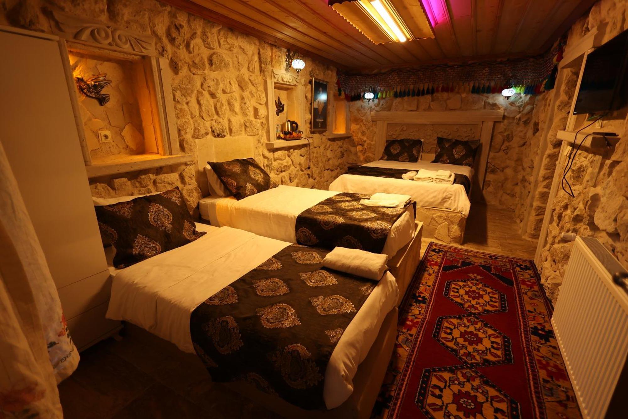 Апартаменти Lucky Luke Stone House Гьореме Екстер'єр фото