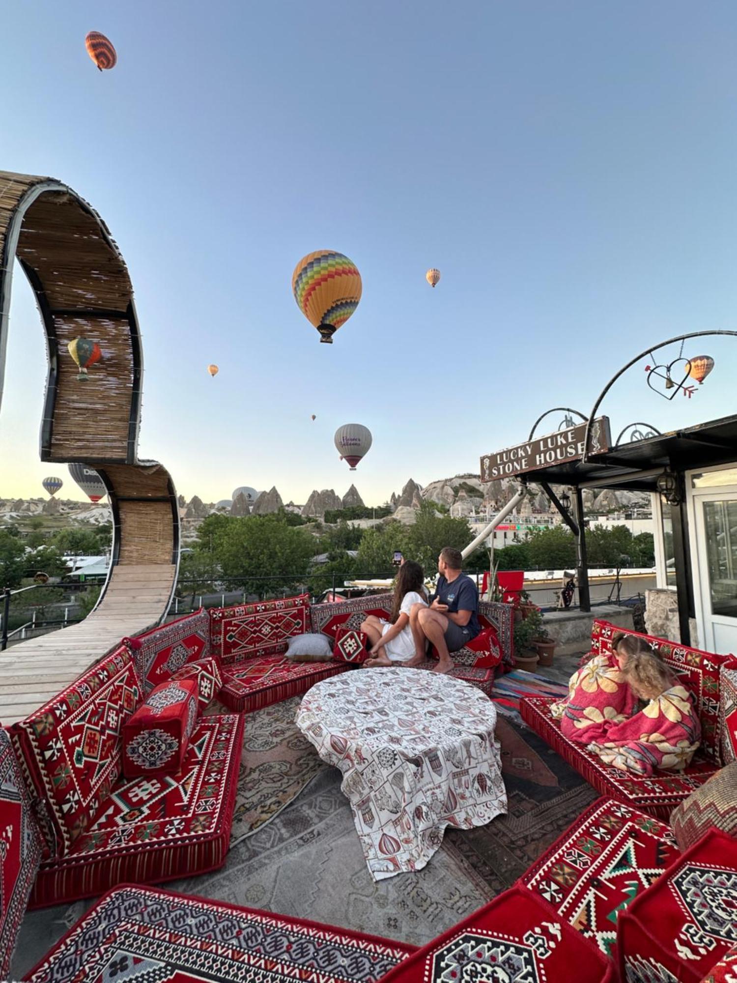 Апартаменти Lucky Luke Stone House Гьореме Екстер'єр фото